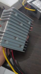 Pengubah Tegangan DC 30-60V ke 5V 10A: Spesifikasi & Fitur WEMAXPOWER