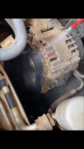 Car Engine Belt Silencer Noise Eliminator Belt Lubricant Spray Prevent Aging Strip Protection 皮带消音剂