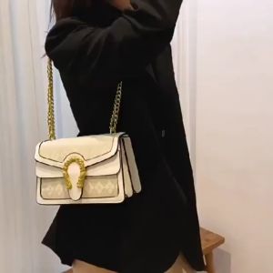 กระเป๋าสะพายข้าง 2023 แฟชั่นสุดฮิต - กระเป๋าเกาหลี กระเป๋าสะพายใบน่ารัก ส่งจากไทย