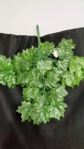 12buah Daun Maple Plastik Dekorasi Premium - Daun plastik/Dekorasi/Hiasan/Artificial/Home decor