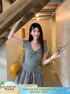 MENGBAI | Áo Thun V-Neck Đơn Giản Phong Cách Mới Ôm Sát