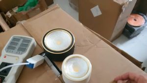 Bóng đèn LED Lon nổi ốp trần COB chống loá mắt Đèn chiếu điểm cao cấp 12w 3 chế độ