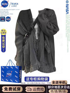 เสื้อสเวตเตอร์ถักแขนยาวหลวมๆ สำหรับผู้หญิง ฤดูใบไม้ผลิและฤดูใบไม้ร่วง 2025 ใหม่ ทรงหลวม สีเทา แขนยาว คาร์ดิแกน แจ็คเก็ต แฟชั่น