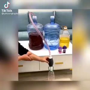 Dụng Cụ Bơm Hút Xăng Dầu Rượu Nước Hút Nước Bể Cá Các Loại Chất Lỏng Tiện Dụng Kèm 2 Khóa Dây Dài 1M.