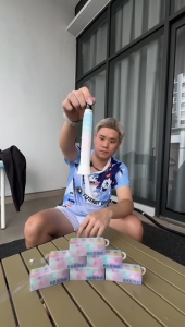 ร้านอยู่กทม.ยาว1.1M.กริปพันด้ามแบดมินตัน พันด้ามไม้เทนนิส สีไล่เฉด แบบPU กันลื่น ลดแรงกระแทก ซึมซับเหงื่อ