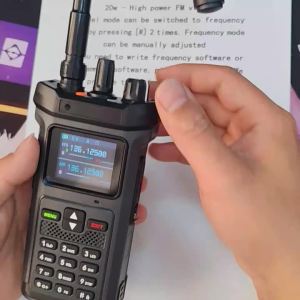 MOTOLOLA 20W VHF UHF Dual Band Outdoor Car Intercom Wireless Electric Car Intercom with Long-Distance Coverage