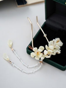 กิ๊บติดผมรูปดอกไม้แพร์ ทรงเรียบง่าย สไตล์โบราณ ตกแต่งเสื้อผ้าฮ่องกง ฤดูใบไม้ร่วง ใหม่ ที่คาดผม ชุดกระโปรงม้า หัวเข็มขัด U