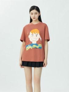 เสื้อยืดคอกลมแขนสั้นพิมพ์ลายแฟชั่นสำหรับผู้หญิง ทรงหลวม ลำลอง ฤดูร้อน 100% คอตตอน เสื้อยืดคอกลมลายการ์ตูน