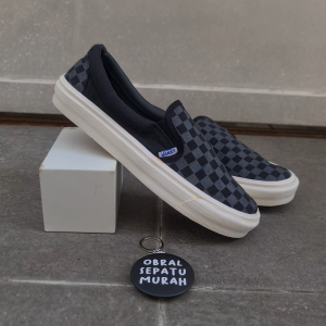 OBRAL SEPATU SLIP ON VAULT OG VANESSS CHECKERBOARD HITAM ABU 36-43 SELOP KANVAS TANPA TALI