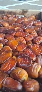 Kurma Sukari Al Qassim 1kg - Kurma Madu Basah Tekstur Lembut Rasa Karamel Alami - Cemilan Sehat Booster Energi Keluarga