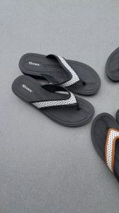 dép kẹp nữ dép xỏ ngón chất liệu nhựa. quai dẻo mềm mang êm chân siêu bền size 35-39