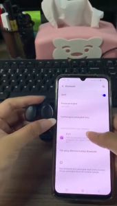 Headset Bluetooth TWS F9-5 V5.0 Stereo Digital Display Wireless 2in1 Waterproof Powerbank 3500 Mah