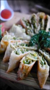 Samosa Daging Cabe Ijo Makanan Frozen Food Homemade Sambosa Cabai Hijau Beef Isi 10 Pcs Halal