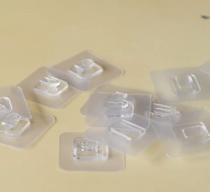 Transparent Powerful Seamless Hook Bathroom Waterproof Paste Multi-functional Snap Button Creative Household Wall-mounted Mobile Sticky Hanging Buckle - 强力浴室防水粘贴多功能无痕子母扣