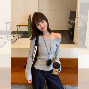 เสื้อสเวตเตอร์ถักแขนยาวทรงสลิมฟิตสำหรับผู้หญิง ฤดูใบไม้ร่วง/ฤดูหนาว สีเทา ดีไซน์คอวี ทรงเข้ารูป เสื้อชั้นใน