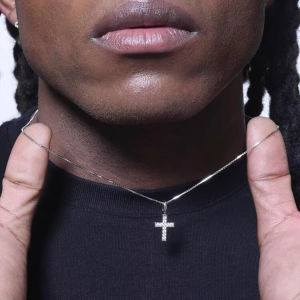 Full Drill Cross Pendant Necklace Hip Hop Style Versatile Couples Choker Chain Fashion Jewelry Silver Color Alloy Material