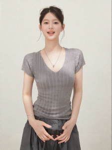 THROUS | Áo Thun Knit Ôm Body Cổ V