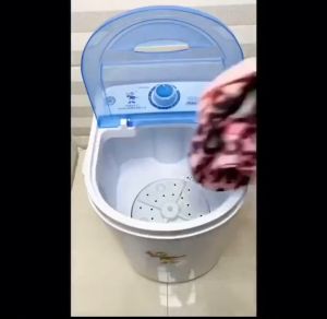 เครื่องซักผ้ามินิฝาบน ขนาด 4.5 Kg ฟังก์ชั่น 2 In 1 ซักและปั่นแห้งในตัวเดียวกัน ประหยัดน้ำและพลังงาน HM107 เครื่องซักผ้ามินิ เครื่องซักผ้าฝาด้านบน เครื่องซักผ้าฝาด้านบน ขนาดเล็ก - Lazada