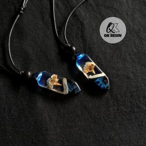 GLOW IN THE DARK / Nyala dalam gelap/ kalung resin isi bunga viral / kalung pria dan wanita QK RESIN