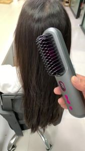 China Shipping [2025] New and New 3Wireless Hair Straightening Brush LCD Negative Ion Hair Straightener Portable Anti-Static Home Use Manufacturer 317