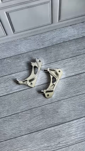 BREKET KALIPER FORMULA DISC 220MM HONDA YAMAHA MATIC BEAT SCOOPY VARIO MIO J MIO M3 MIO SMILE DLL BRECKET KALIPER FORMULA 4 PISTON UK 220 MM ORIGINAL MOSCOW THAILAND SILVER FULL CNC ALMU TEBAL BREKET FORMULA PIRINGAN 220 MM BRECKET KALIPER 4PISTON 4P