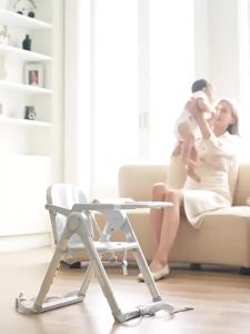 Ghế Ăn Bữa Có Thể Điều Chỉnh Gập Được và Di Động Cho Trẻ Em