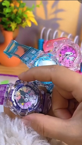 Sanrio Kuromi Cinnamoroll Childrens Cartoon Watch Jam Kanak-Kanak Kids Watchwith LED Light and Silicone Strap
