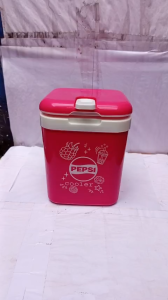 Thùng đá mini Pepsi dung tích 2L hồng mâm xôi hoặc màu vàng kích thước 16 x 15.6 x 19cm chịu nhiệt từ -20°C đến 100°C