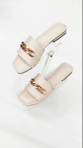 Queenza Zia Sandal Wanita Bahan Sintetis Sendal Teplek Santai Cewek