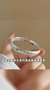 Pure Silver S9999 Lotus Heart Sutra Pure Silver Bracelet Womens Solid Matte Open Bracelet as a Birthday Gift for Mom and Elders
