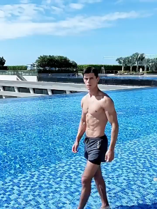 Fancy Mens Shorts Plus Size Quick-Drying Breathable High-Elastic Sports Shorts Size M-3XL