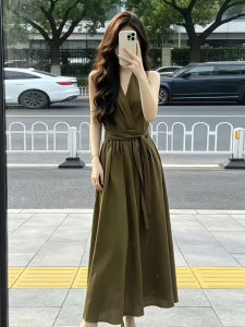 NIUVIES | Đầm Trà Kiểu Pháp Màu Xanh Không Tay Ôm Dáng