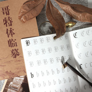 แบบฝึกหัดการเขียนตัวอักษรแบบกอธิคของไอลิคูล แบบฝึกหัดการเขียนตัวอักษรภาษาอังกฤษด้วยปากกาหัวแบนแบบปากเป็ด วัสดุการเรียนรู้การเขียนพู่กันภาษาอังกฤษ