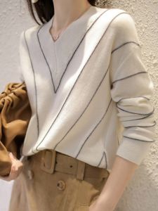 Fashion V-Neck Long Sleeve Knitted Sweater