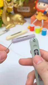 【Sản phẩm hot】Thiết bị xỏ kim 2 đầu tiện lợi - Xỏ chỉ + gỡ chỉ đa chức năng 2 trong 1 thiết kế an toàn dễ sử dụng cho người lớn tuổi may vá DIY tại nhà