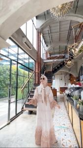 Uniwafda Gamis Muslim Motif Jumbo Set Hijab Segiempat Ceruty Babydoll Manika  5