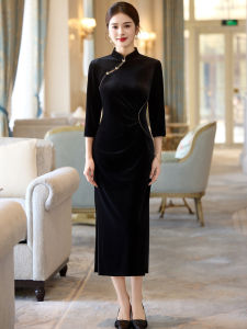 Slimming Velvet Wedding Dress for Mothers