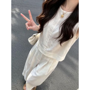 LIRUSHAN | White Sleeveless Vest and Wide Leg Pants Set 2 Piece