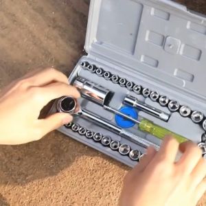 Kunci Pas 40 Pcs - Wrench Set 1/4 Bolting Socket Berkualitas Tinggi Untuk Kunci Sok Yang Lebih Presisi Dalam Perbaikan Kendaraan Atau Pekerjaan Rumah Tangga