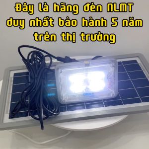 Đèn Pha Năng Lượng Mặt Trời Blue Carbon 40W 100W 200W 300W 400W 500W - Khung Nhôm Mặt Kính Cường Lực - Chip LED Cree USA - Bảo Hành 5 Năm