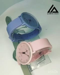 JAM TANGAN WANITA M0DEL CALSSIC N-10 TALI RUBBER KACA DATAR / JAM TANGAN FASHION ABG REMAJA TRANDY