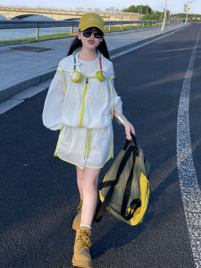 Summer Thin Sun Protection Clothes Outerwear Girls 2025 New Fashion Mid-Size Children Thin Casual Shorts Two-Piece Set Trendy