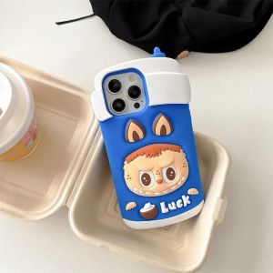 💗เทรนด์อินเทอร์เน็ตคนดัง + มีในสต็อก + 3D ลายการ์ตูนน่ารัก Popmart Labubu Kawaii แก้วกาแฟเคสโทรศัพท์สำหรับ iPhone 16 15 14 13 12 Pro Max เคสซิลิโคนแบบนิ่ม