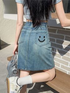 กระโปรงยีนส์ทรงเอเอวสูงปักลายสไตล์ย้อนยุคสำหรับผู้หญิงในช่วงฤดูร้อนปี 2025 กระโปรงสั้นทรงเอป้องกันแสง