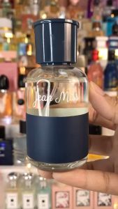 น้ำหอมผู้หญิง กลิ่นดอกไม้และผลไม้ สำหรับสาวขี้เล่น น่ารัก อุดมไปด้วยดอกไม้ ให้กลิ่นที่สดชื่น สบาย