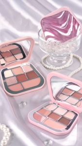 [NEW]FOCALLURE 8-color Eyeshadow Palette Matte Shimmer High Pigment Silky Texture