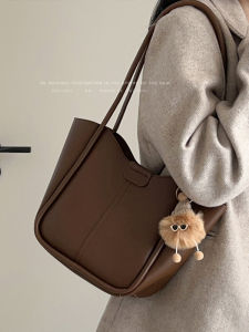 กระเป๋าถือทรงถังความจุขนาดใหญ่สำหรับผู้หญิง กระเป๋าสะพายไหล่ข้างเดียว กระเป๋าสะพายข้าง กระเป๋าสะพายไหล่แบบลำลอง กระเป๋าถือ PU สำหรับเยาวชน