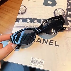 🔥IVY Fashion Trendy Sunglasses High-end Versatile Sunglasses Oval Small Frame Hot Girl Sunglasses