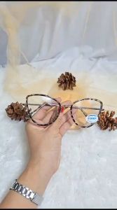 Kacamata Photocromic Cat Eye & Anti Radiasi Wanita