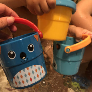 Mini Bath Time Toy Bucket for Babies And Toddlers Shower Cup Water Bottle Swimming Pool Bathroom Play Water Toy for Infants